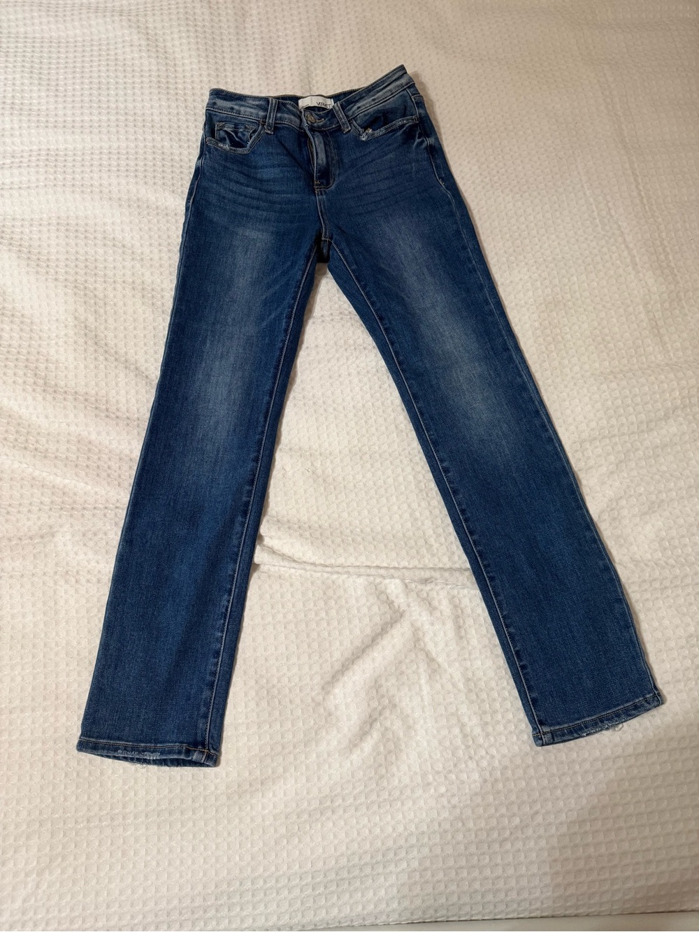 Vervet Women's Straight-Leg Jeans